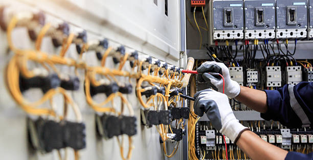 Professional Electrician technician working in Brown City, MI